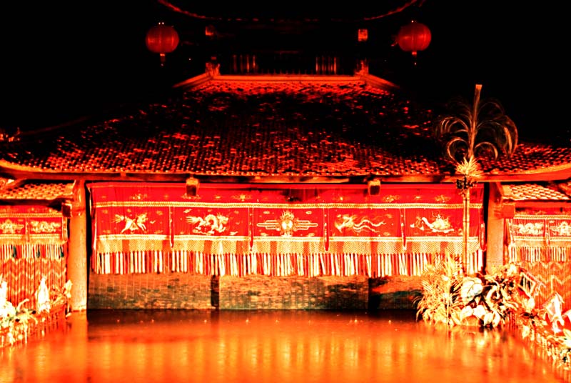 peace-piece-tom-abraham-Thang Long theatre I | rạp Thăng Long I