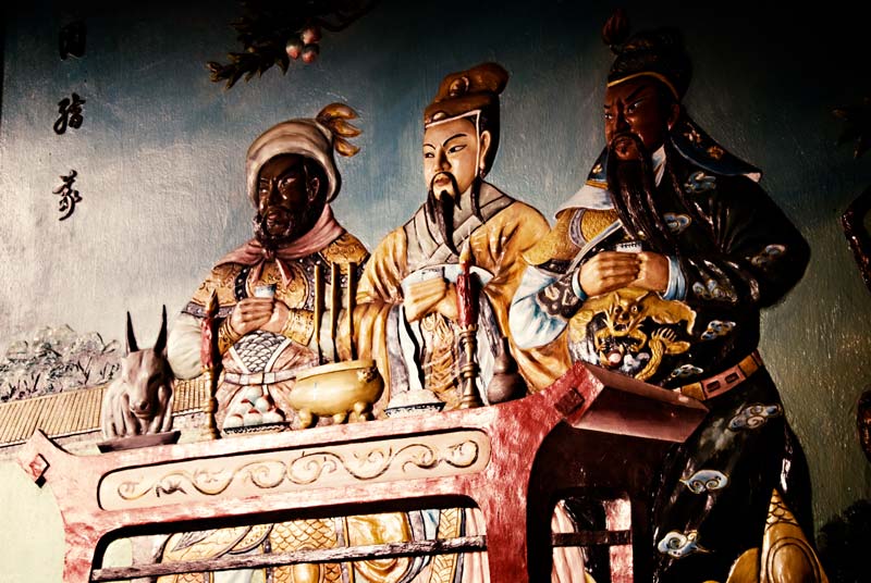 peace-piece-tom-abraham-relief at Chaozhou Hall | chạm nổi ở hội trường Triều Châu