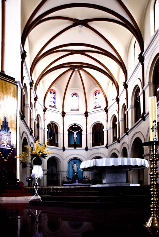 peace-piece-tom-abraham-Saigon Notre-Dame Basilica III | Nhà Thờ Đức Bà Sài Gòn III